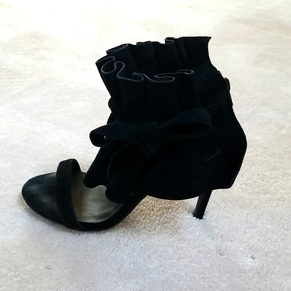 Jeffrey Campbell Sandals - Picture 1 of 6